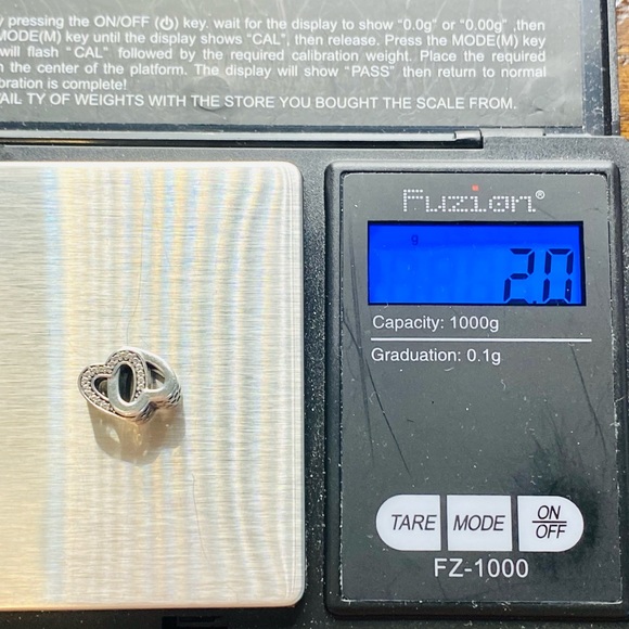 EUC Pandora 791880CZ Sterling Silver Entwined Love Hearts Charm w/ Clear CZ’s - Picture 7 of 7